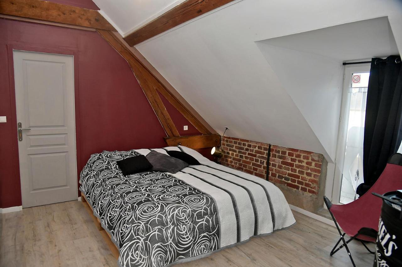 Hombleux Les Colombines Bed & Breakfast エクステリア 写真